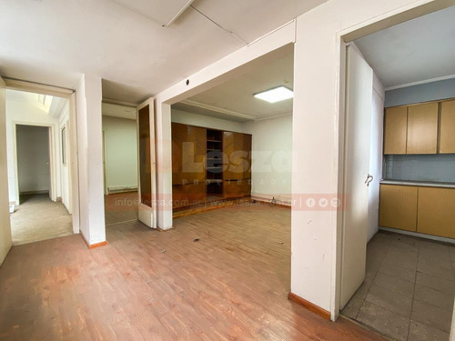 Imagen 7 de 14 de Ideal Uso Profesional / Comercial En Inmejorable Ubicación