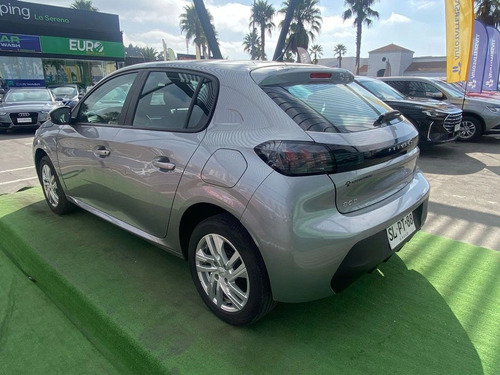Peugeot 208 STYLE 1.2 PURETECH