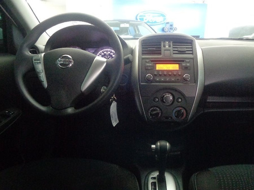 Nissan Versa 1.6 Sv