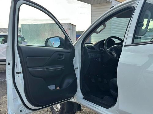 Mitsubishi L200 KATANA 2.4 TDI MT CRT 4X4