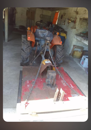 Tractor Chico Con Chirquera Marca Kubota