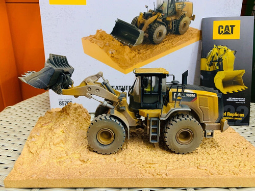 Miniatura Diecast Carregadeira De Rodas 966m Cat 85703
