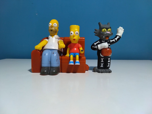 Muñeco Homero, Bart Simpson Y Snowball (2008) (Usado)