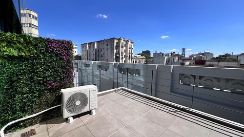 Icon Boulevard Caseros - Amplio Monoambiente Con Terraza