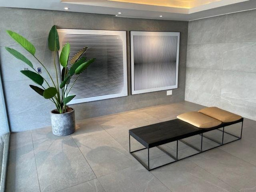 Raul Labbe/amplia Terraza/1 Dormitorio/portal/