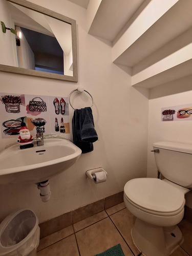 Casa En Venta De 3d 3b En Condominio (96782)