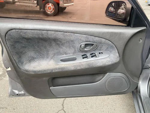 Mitsubishi Lancer 1.6 Glxi