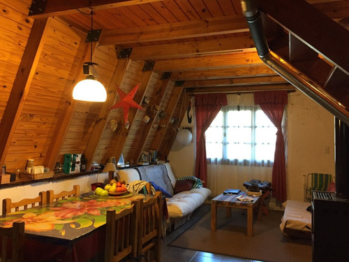 Equipo Re/remax Vende Cabaña Alpina Villa Pehuenia