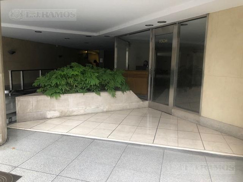 Imagen 21 de 21 de Libertad Y Av. Alvear . Duplex. 2 Cocheras Fijas. Balcón Terraza. Pulmón Único. Sup 278 M2