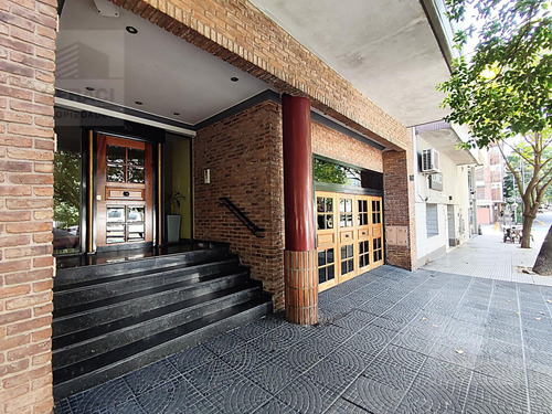 Semipiso De 3 Ambientes Al Frente Con Cochera En Caballito
