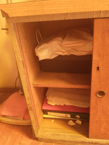 Armario Oficina De Madera Forrada Formica Con Puertas Corred (Usado)