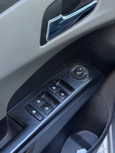 Chevrolet Sonic 1.6 Ltz 5 p Manual