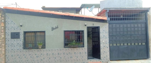 Casa En Venta En  Urb Villas Esperanza Sector Santa Ines La Morita Mg1256