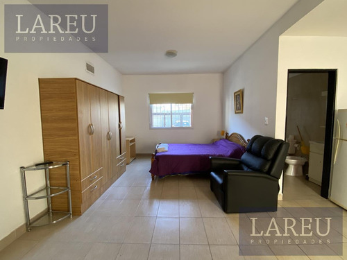 Imagen 11 de 14 de Departamento En Alquiler - Pilar