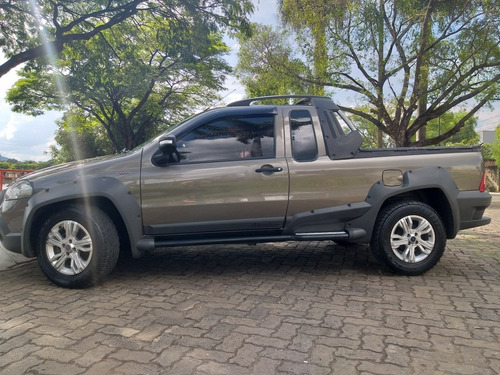 Imagem 4 de 12 de Fiat Strada 2012 1.8 16v Adventure Ce Flex 2p