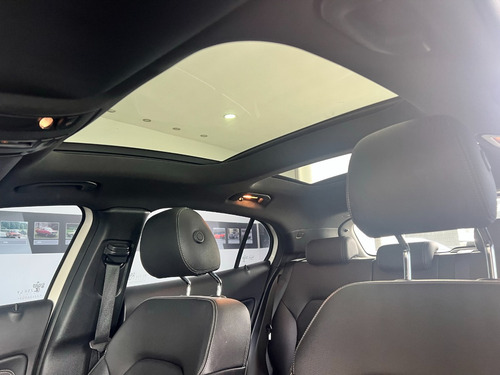 Mercedes-Benz Clase GLA 1.6 Gla200 Urban 156cv