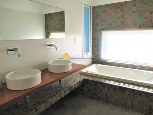 Rincón Del Indio Oportunidad!- Ref: 10437