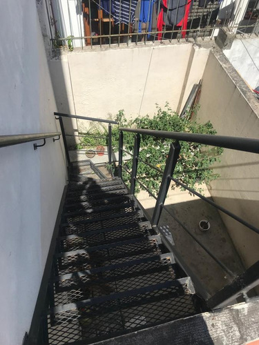Imagen 13 de 14 de Lencke Vende - Ideal Para Consultorios Medicos, A 1 Cuadra Del Hospital De Vicente Lopez