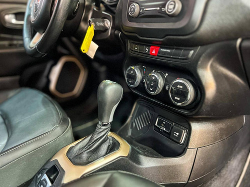 Jeep Renegade Longitude 1.8 4x2 Flex 16V Aut.
