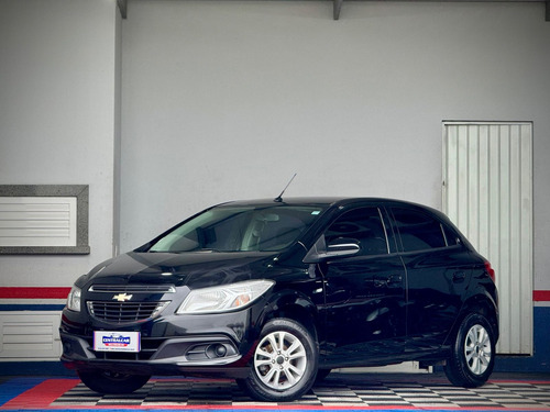 Chevrolet Onix HATCH LT 1.0 8V FlexPower 5p Mec.