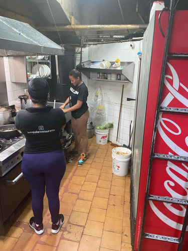 Fondo De Comercio Con Expendio De Licores