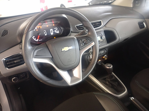 Imagem 3 de 7 de Chevrolet Onix 1.0 Mpfi Lt 8v Flex 4p Manual