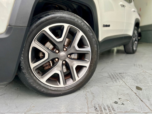 Jeep Renegade 1.8 16V FLEX LONGITUDE 4P AUTOMÁTICO