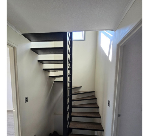Arrienda Casa 3d; 3b+estaci. 150 M2. Miraflores 632 Peñaflor
