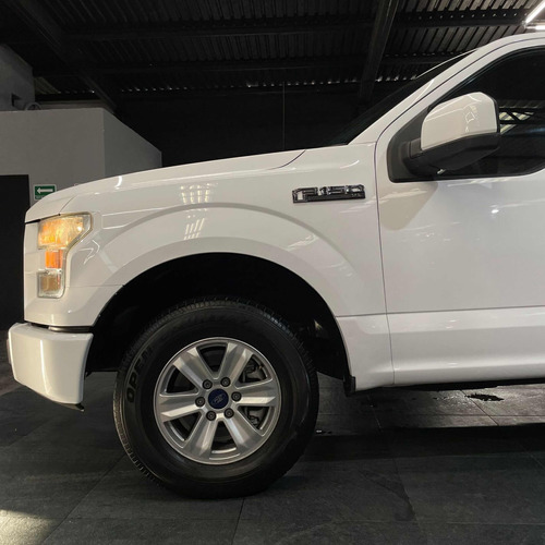 Ford F-150 5.0l Xl Cabina Y Media 4x2 Mt