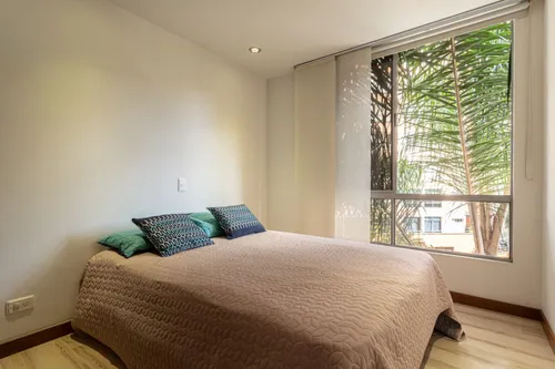 Apartamento En Arriendo En Loma Del Escobero. Cod A23971