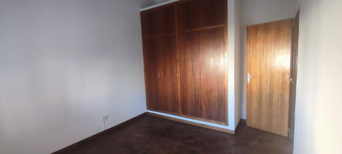 Imagen 7 de 9 de Alquila Oficina (sin Excepción) Sobre Brown N°724 Piso 1 De La Ciudad De Neuquén