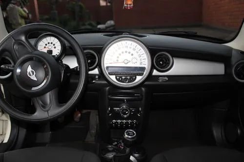 Mini Cooper 1.6 R56 Lci Connected