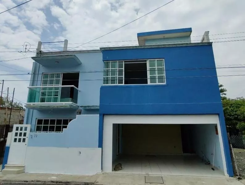 casa en venta con buenos espacios col. adalberto tejeda, boca del río, ver. mercadolibre