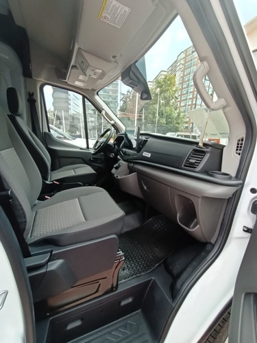 Imagen 13 de 15 de Ford E-transit Van 430 L Medium Roof