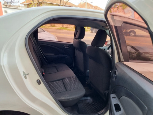 Toyota Etios 1.5 Sedan Xs