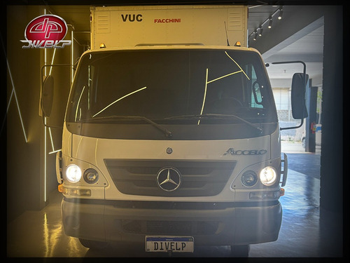 Caminhão Mercedes-benz Accelo 815 Com Baú De Carga Seca 2013