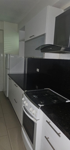 En Venta Apartamento Urbanizacion Las Chimeneas, Residencia Los Altos Del Tepuy.