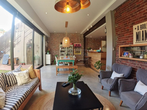 Imagen 3 de 17 de Casa En Venta En Ramos Mejía