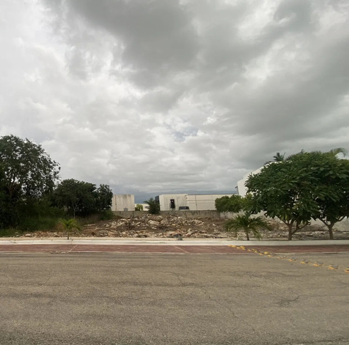 En Venta Precioso Terreno En Privada Xamantan