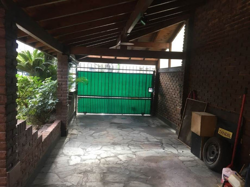 Imagen 3 de 14 de Chalet En Venta En Castelar Sur