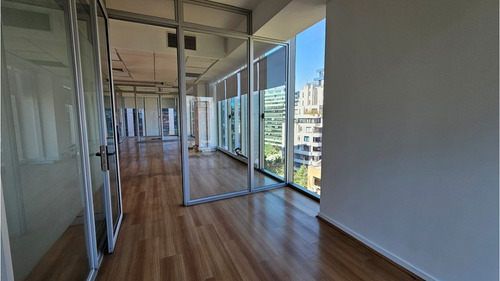 Oficina 110 M2 / Edif Clase A - M. Los Leones