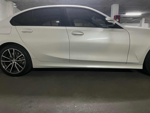 BMW Serie 3 3.0 330i Sedan Sport Line 252cv
