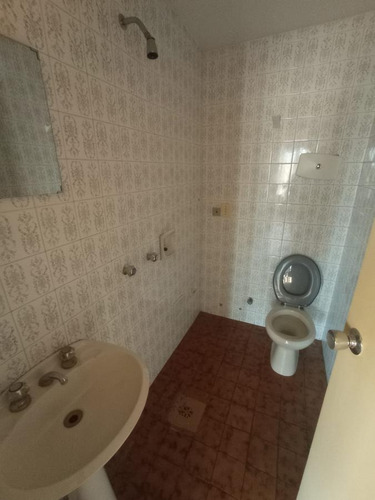 Imagen 14 de 18 de Oficina- Plaza Independencia , 600 M2 , Gge X1, Vista A Tres Frentes , Piso Alto !!
