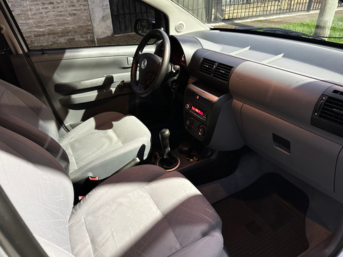 Volkswagen Suran 1.6 I Comfortline 90a