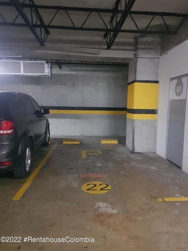 Imagen 2 de 3 de Vendo Comercial En La Castellana C.m 22-2220