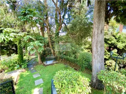 Casa Bosque De Pinos Con Terraza