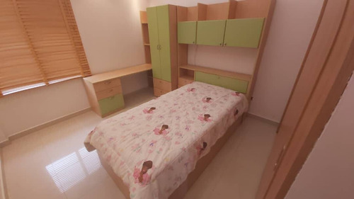 Imagen 8 de 14 de Venta Townhouse, Altos De Guataparo Con Pozo Y Planta 100% Cod. 140530 Marizoila P 04144146049