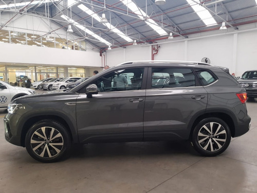 Imagen 9 de 17 de Volkswagen Taos Highline Tsi 0km Patentada 2022 Gp