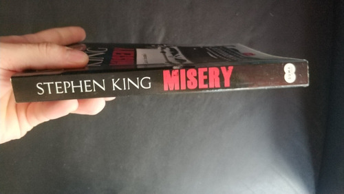 Livro It A Coisa + Misery Louca Obsessão - Stephen King
