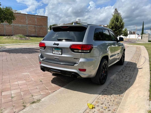 Imagen 4 de 8 de Jeep Grand Cherokee 2019 6.4 Srt-8 At